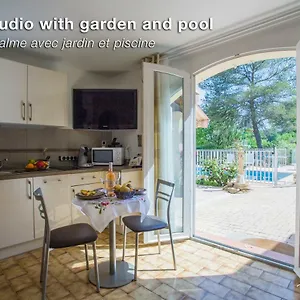 Quiet Studio With Garden And Pool - Dodo Et Tartine Appartement